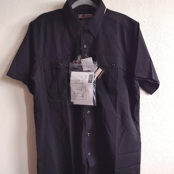 5.11 Tactical Merino Wool Black Short Sleeve Work Shirt Men's Large Uniform - Picture 2 of 10